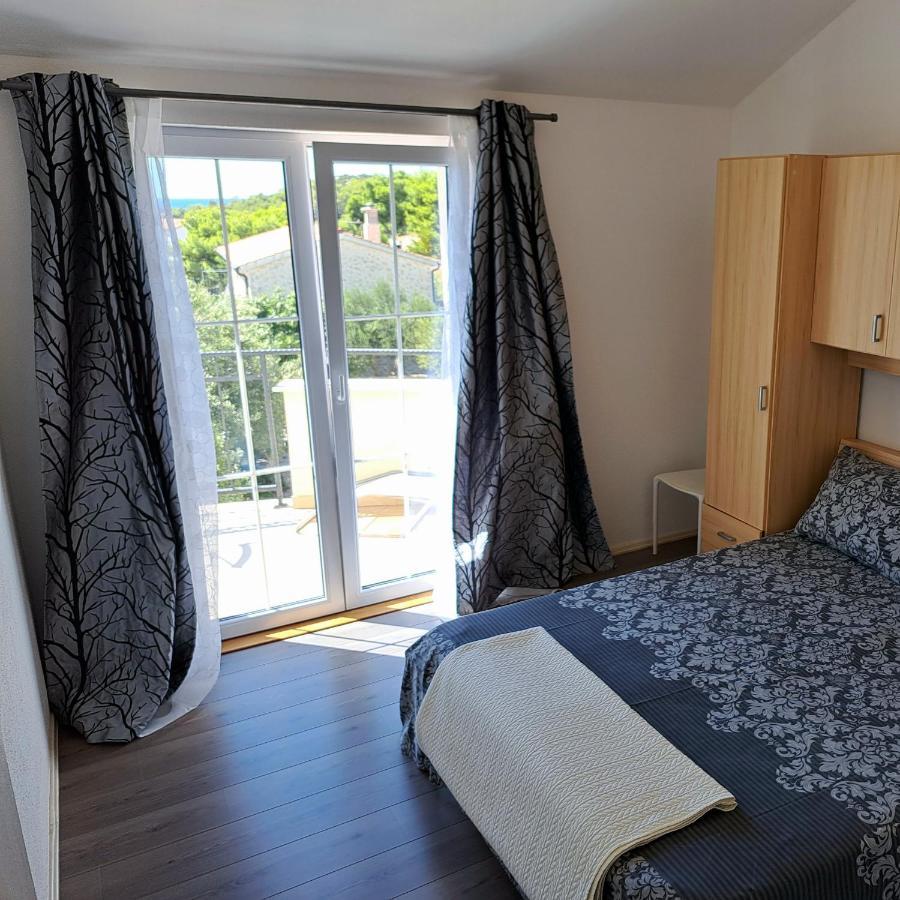 Apartment Oaza Mira Tribalj Exteriör bild